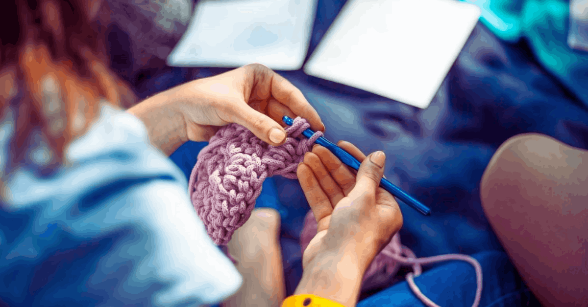 Descubriendo el arte del crochet a través de aplicaciones interactivas